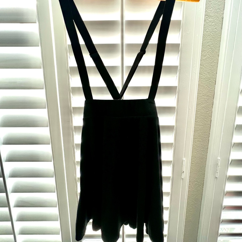 Hot Topic skater skirt with suspenders